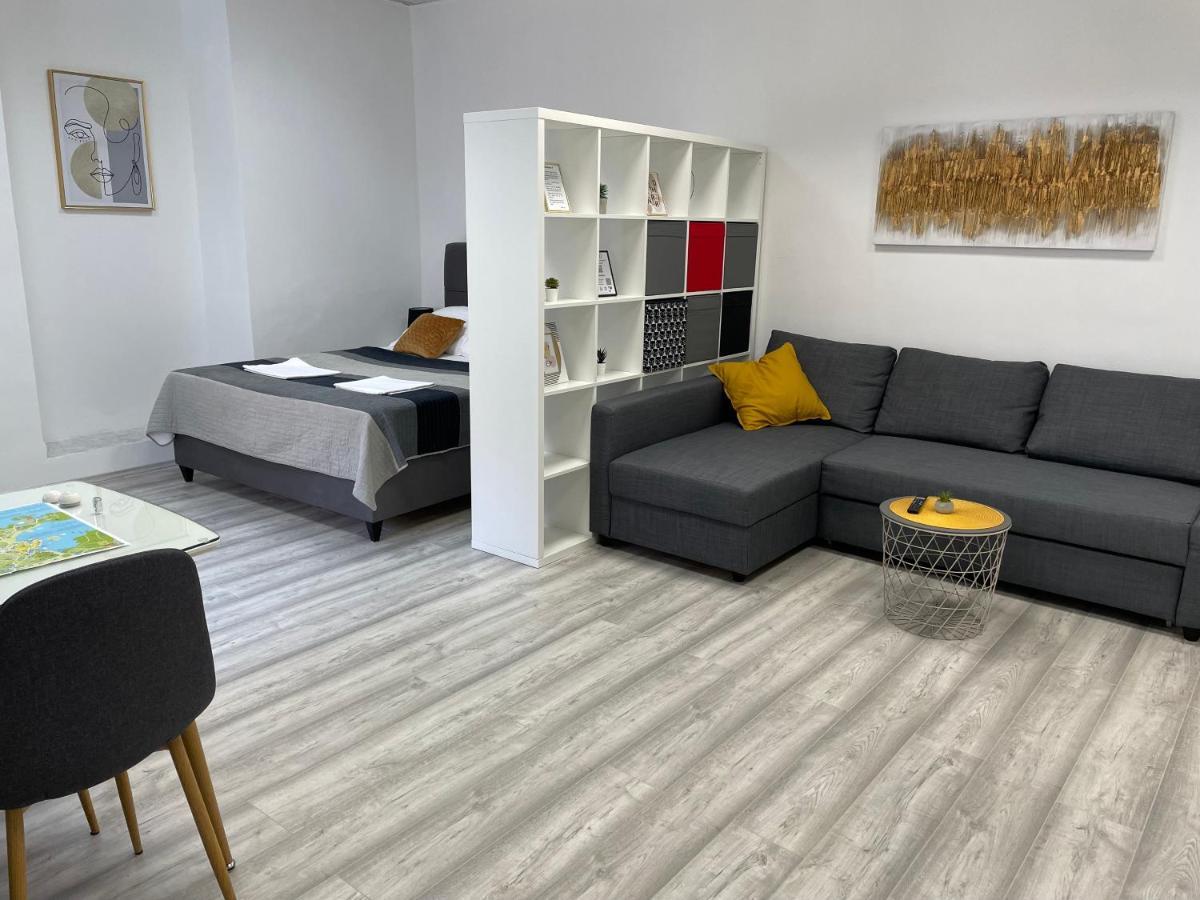 Apartment Studio Beauty In Centar Pula Bagian luar foto