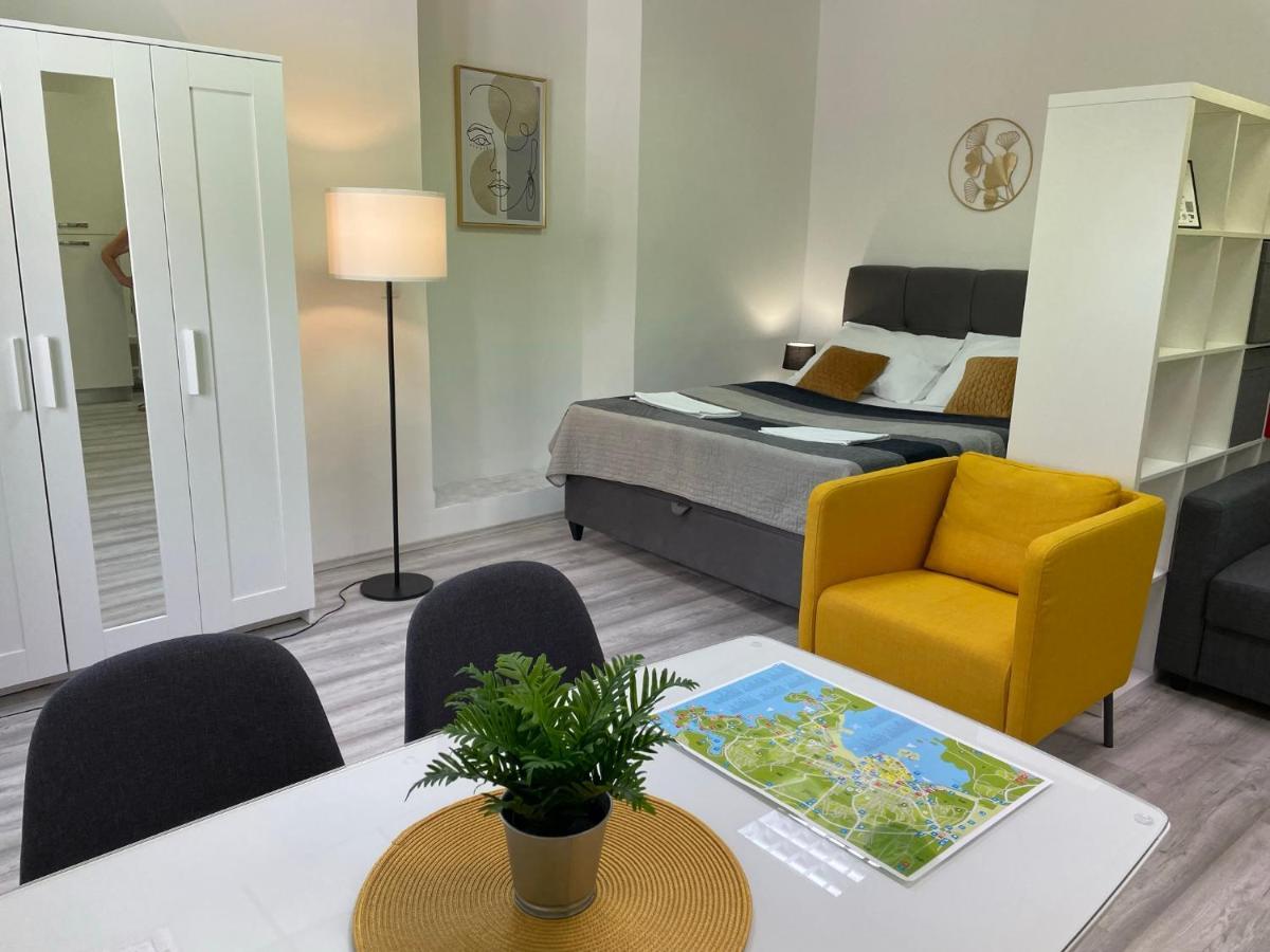 Apartment Studio Beauty In Centar Pula Bagian luar foto
