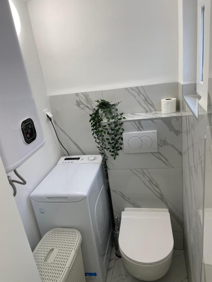 Apartment Studio Beauty In Centar Pula Bagian luar foto